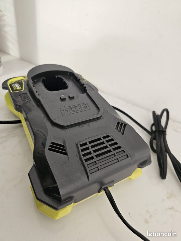 Chargeur Super Fast Chargeur 18V Ryobi (image 3)