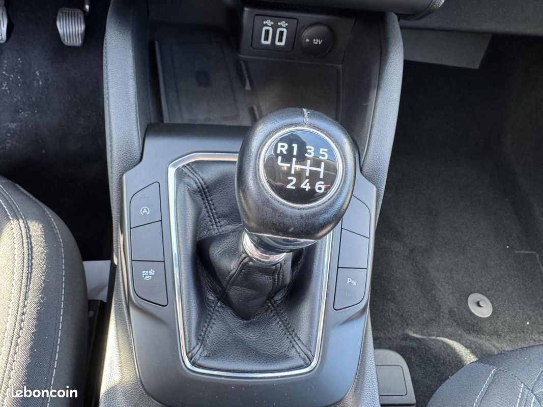 FORD KUGA 1.5 EcoBlue - 120 4x2 III 2020 Titanium PHASE 1 (image 22)