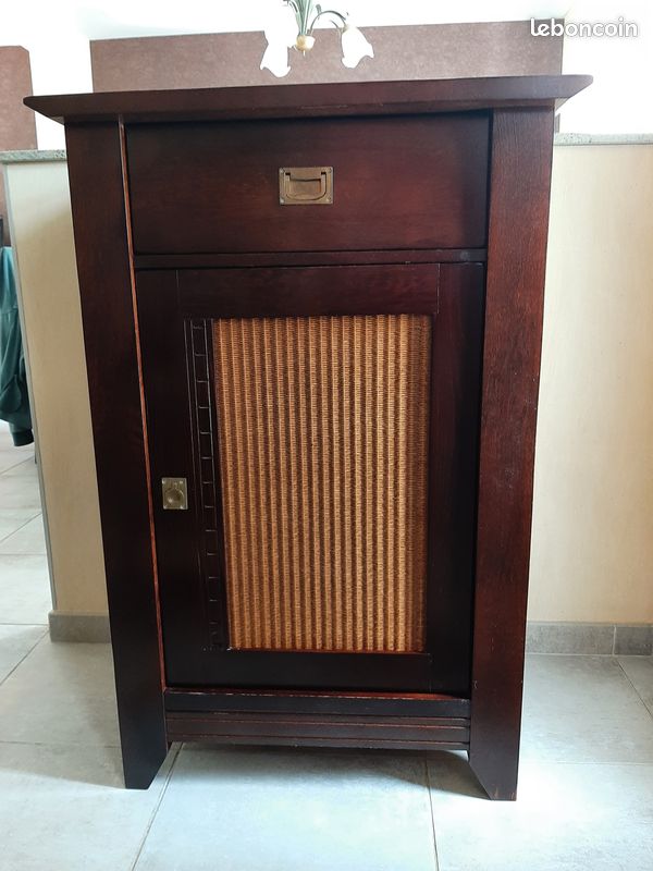 Meuble avec cannage (image 1)