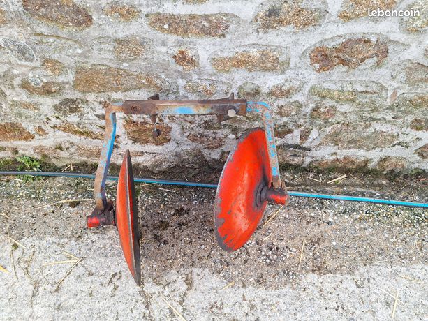 Planteuse de pommes de terre Gregoire Besson 2 rangs à courroie à vendre,  2000 EUR, 1990 - Agriaffaires