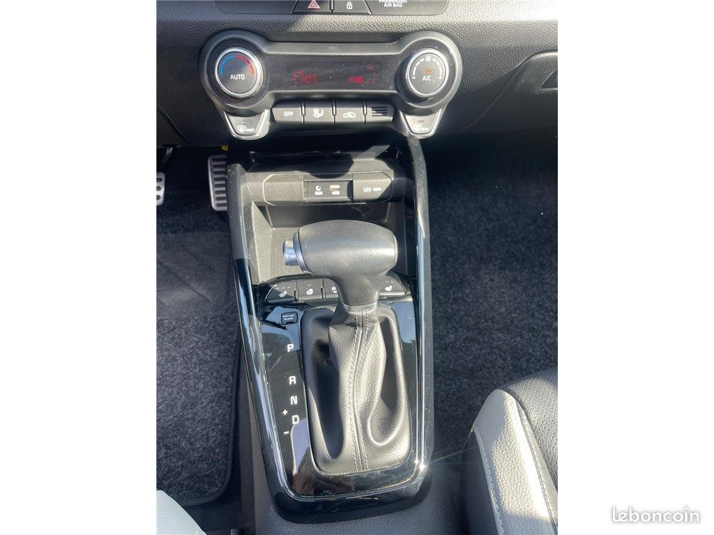 Kia Stonic 1.0 T-GDI 120 CH ISG DCT7 Premium (image 11)