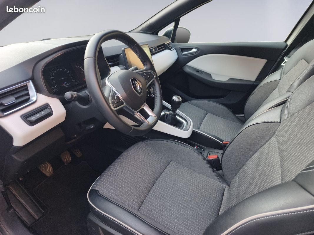 RENAULT CLIO V TCe 90 - 21N Intens / FAIBLE KILOMETRAGE / MOTEUR A CHAINE / ENTRETIENS (image 9)