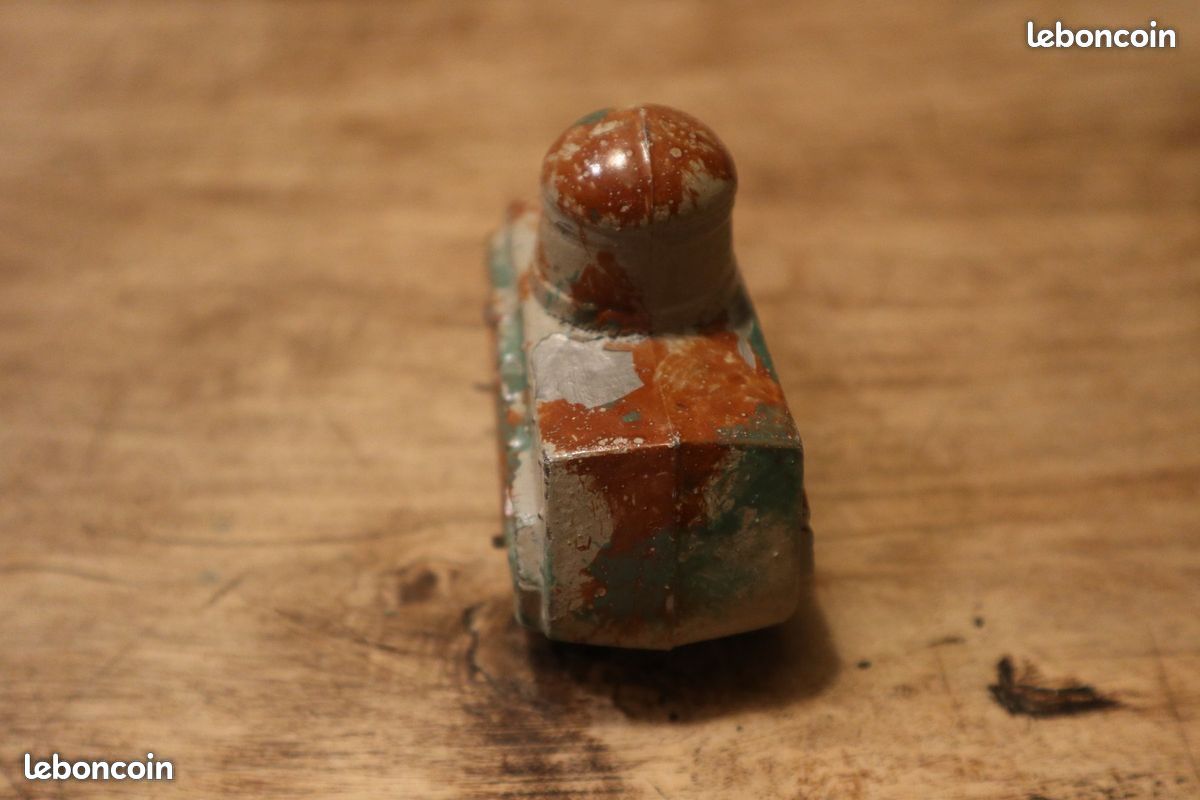 Figurine Ancienne Char Renault FT 17 Camouflé, Plâtre, 8.5cm, France