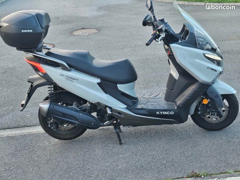 Kymco X-Town 125 - Tres bon état général (image 1)