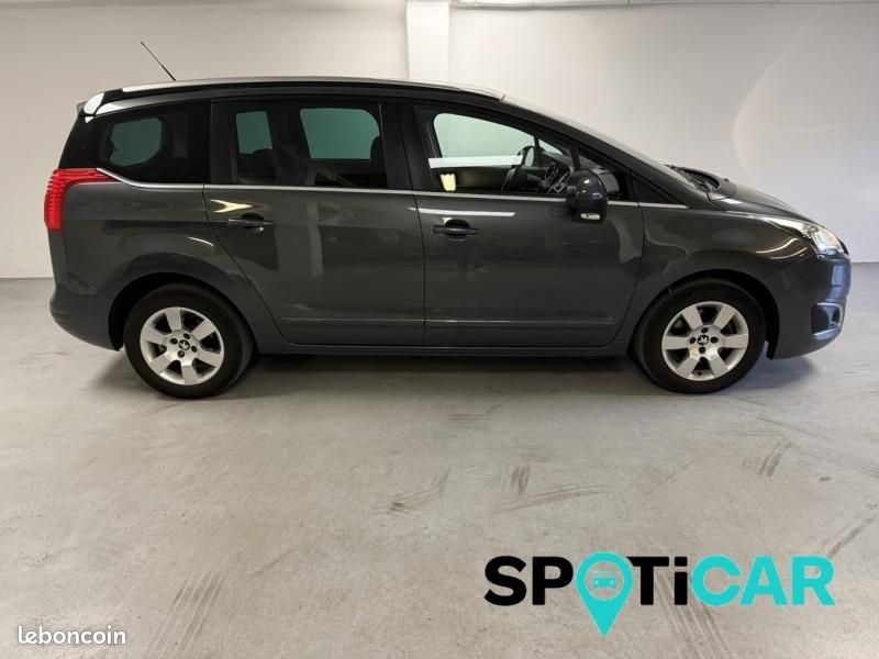 Peugeot 5008 1.2 Puretech Style II S&S (image 4)