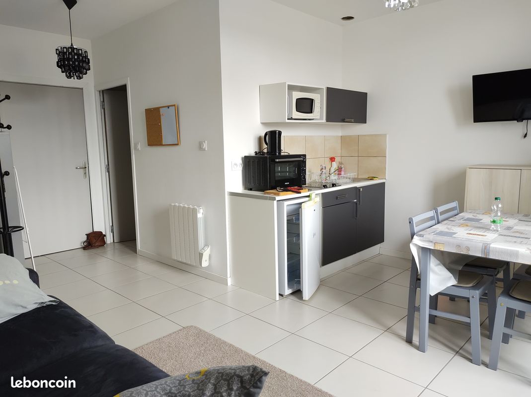 Appartement 1 pièce 25 m² · à Saint-Étienne · 25 m² · 410 €