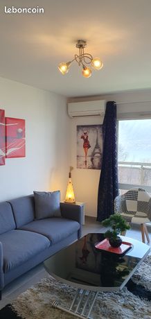 Bel f2 meuble avec vue sur lac et garage privatif