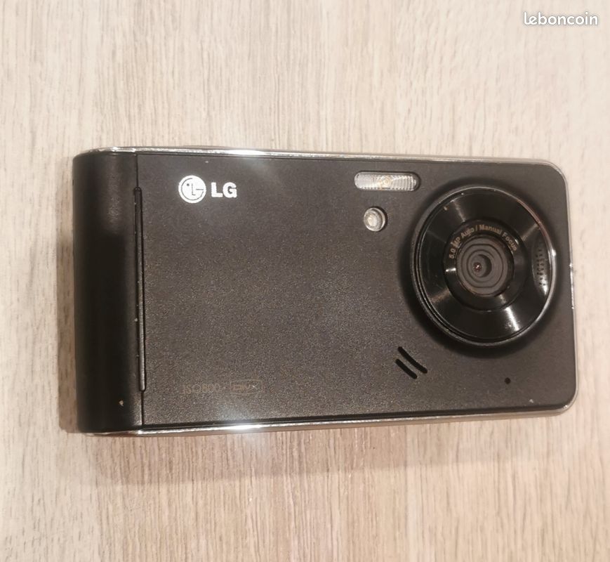 LG Ku990i (image 2)