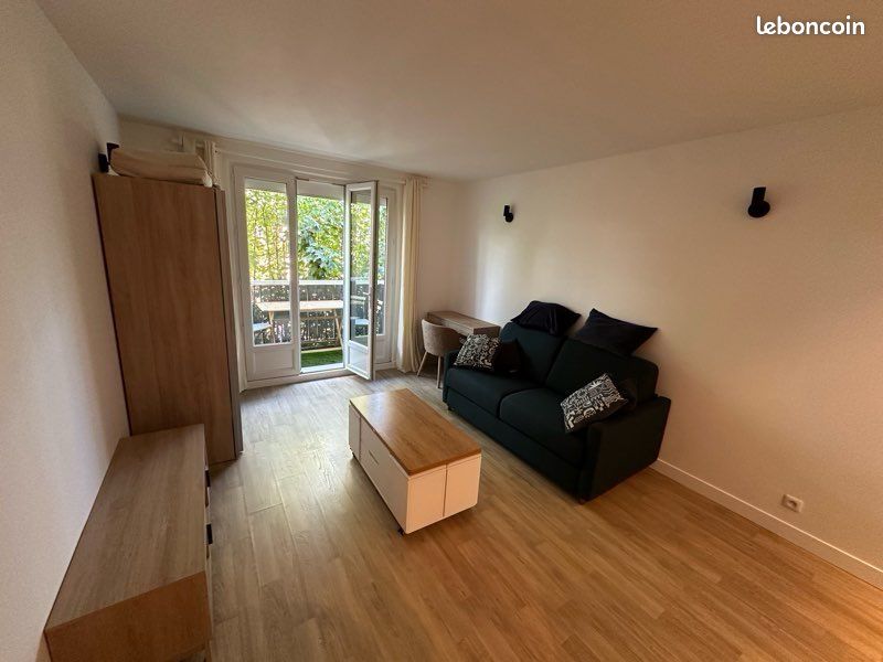 Appartement 1 pièce 25 m² · à Issy-les-Moulineaux · 25 m² · 1 080 €/mois
