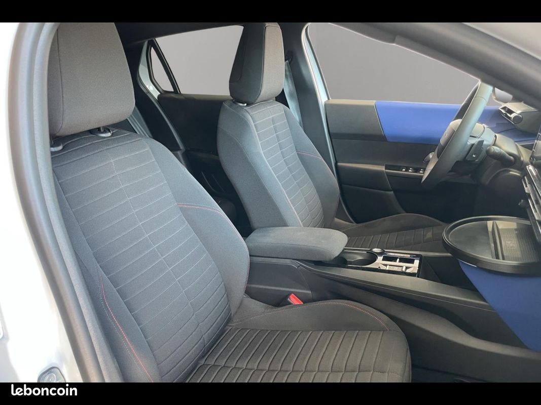 Lancia Ypsilon 1.2 Ibrida 110ch HF Line eDCT6 (image 13)