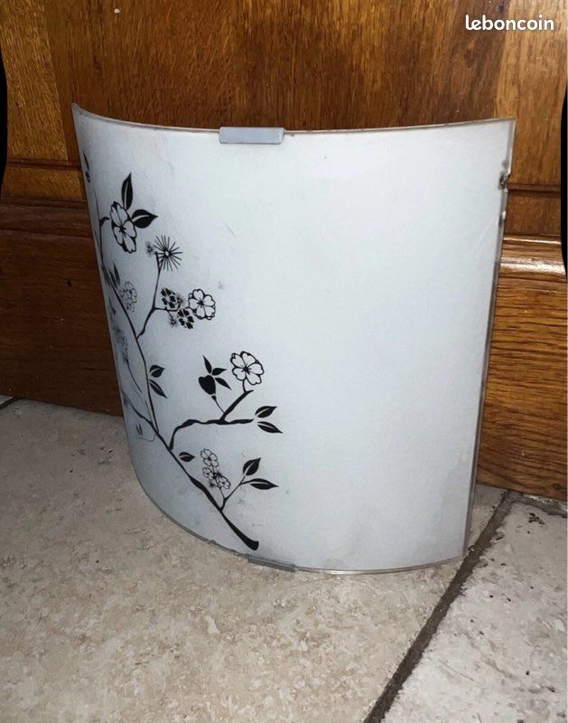 Applique murale en verre décor fleurs (image 3)