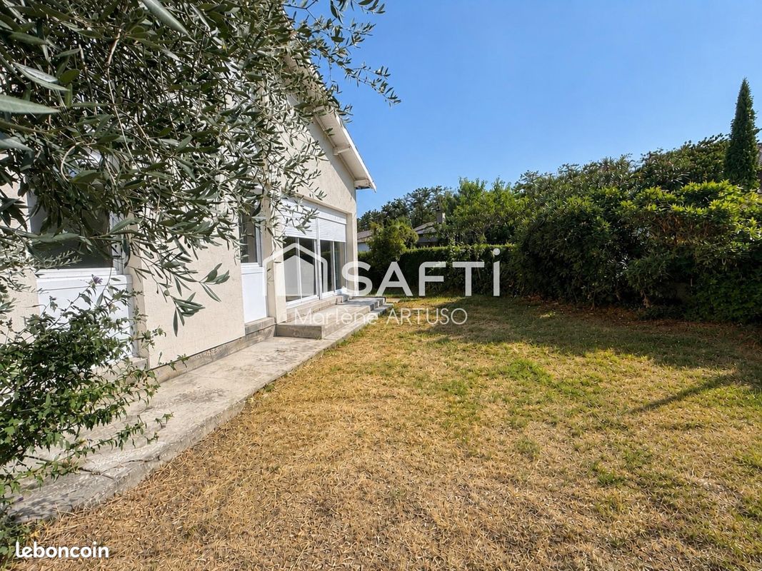 Propriété 4 pièces 104 m² (image 1)
