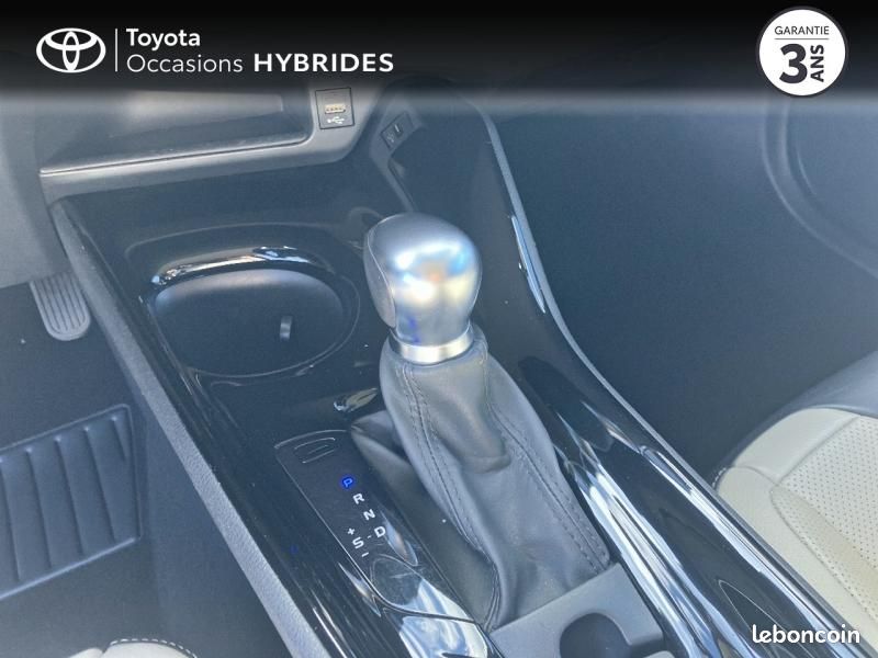 Toyota C-HR 184h Collection 2WD E-CVT MY22 (image 15)