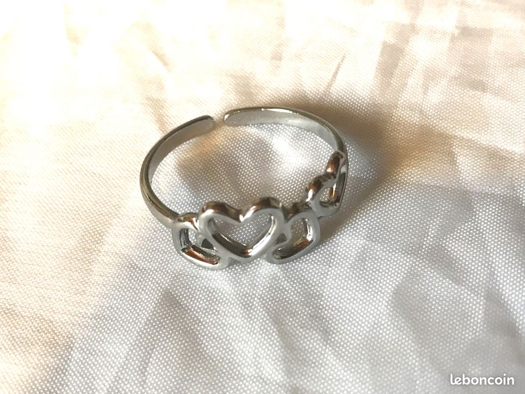 Bague Ouverte Multiples Petits Cœurs Façade Amour Bijou Argenté Fantaisie Femmes (image 1)
