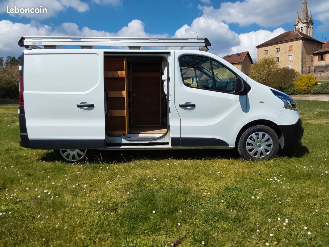 TRAFIC L1H1 2.0 DCI 120 cv GRAND CONFORT (image 3)