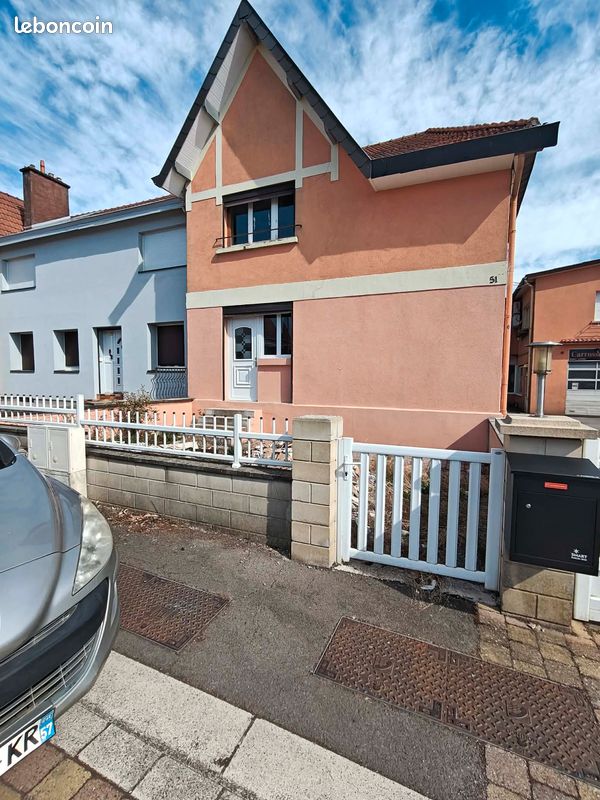 Maison 6 pièces 140 m² · à Tressange · 140 m² · 140 000 €