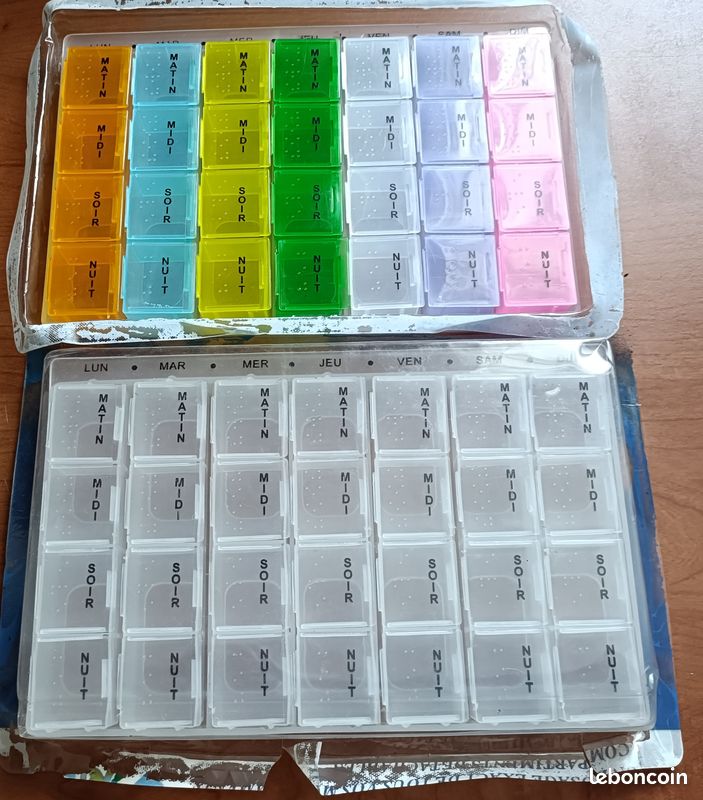 Pilulier 7 Compartiments Blanc - Pratique Pour Médicaments, 15x3x2.5 Cm