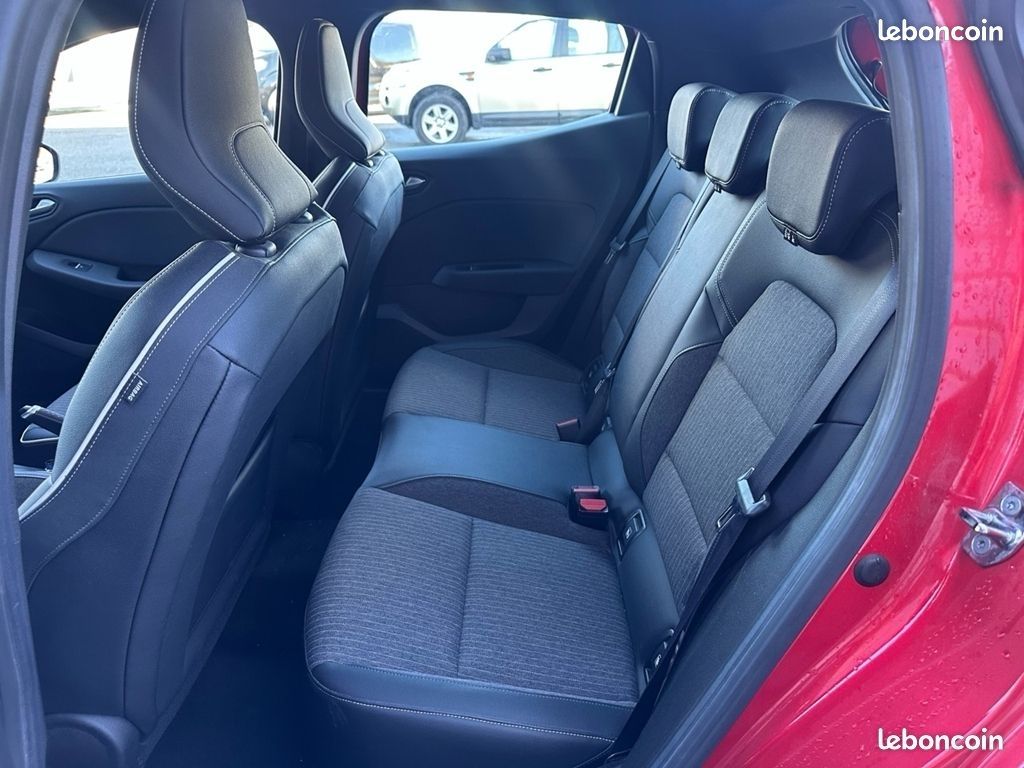 Renault CLIO V 1.5 BLUE DCI 85CH BUSINESS (image 16)