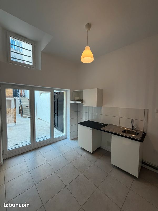 Appartement 2 pièces 39 m² · à Marseille · 39,4 m² · 820 €/mois