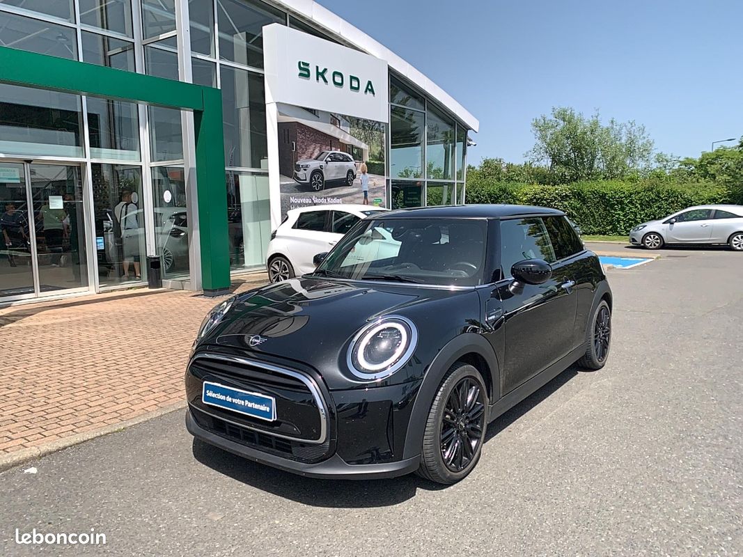 MINI Hatch 3 Portes Cooper 136 ch DKG7 Edition Camden (image 1)