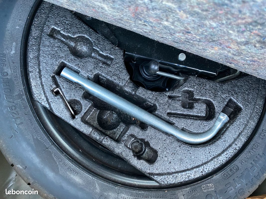 SEAT LEON 1,6 TDi 105 FAP Style Ecomative (image 8)