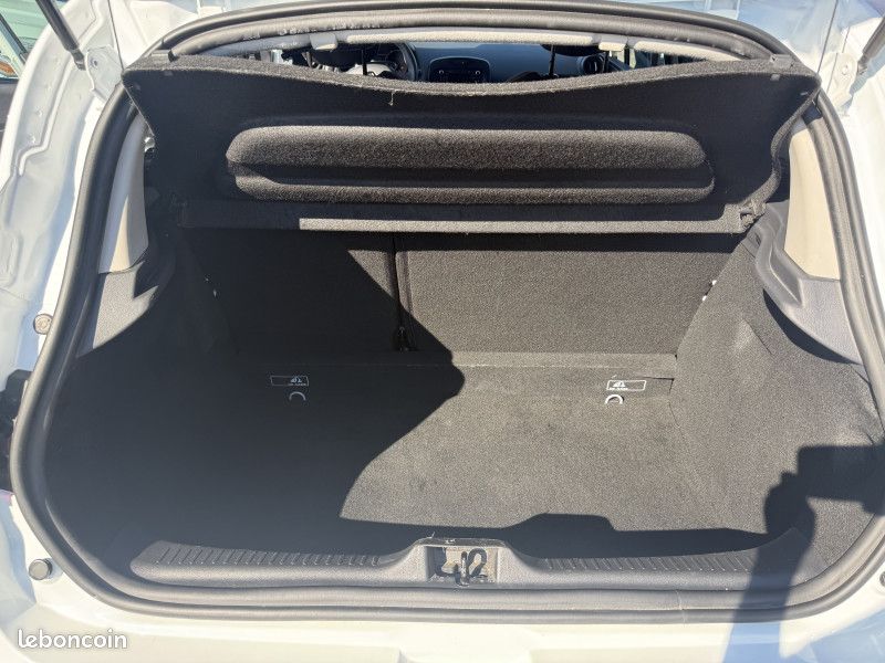 Renault CLIO IV 1.5 DCI 75CH ENERGY LIFE 5P (image 9)