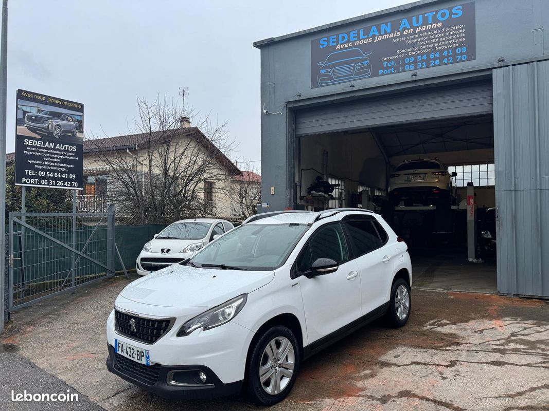 Peugeot 2008 (image 1)
