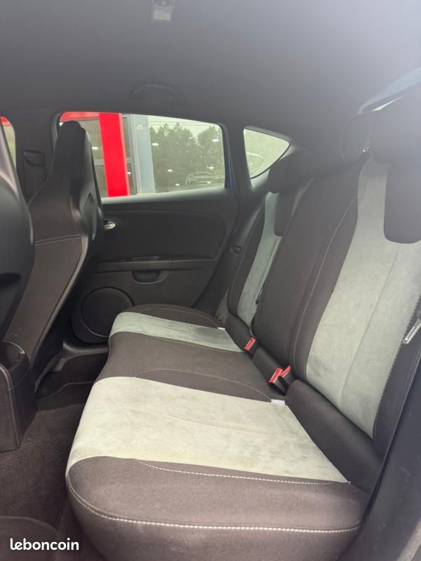 Seat Leon 2.0 TSI 265 Cupra-R (image 10)