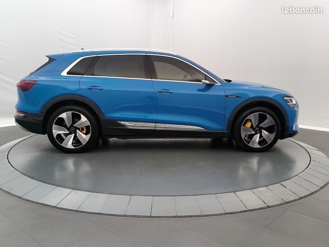 AUDI e-tron 55 quattro 408 ch Edition One (image 33)