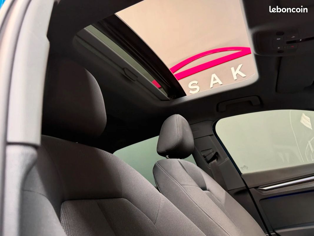 AUDI A3 SPORTBACK 35 TFSI Mild Hybrid 150 S tronic 7 Business line Suivi entretien Complet (image 27)