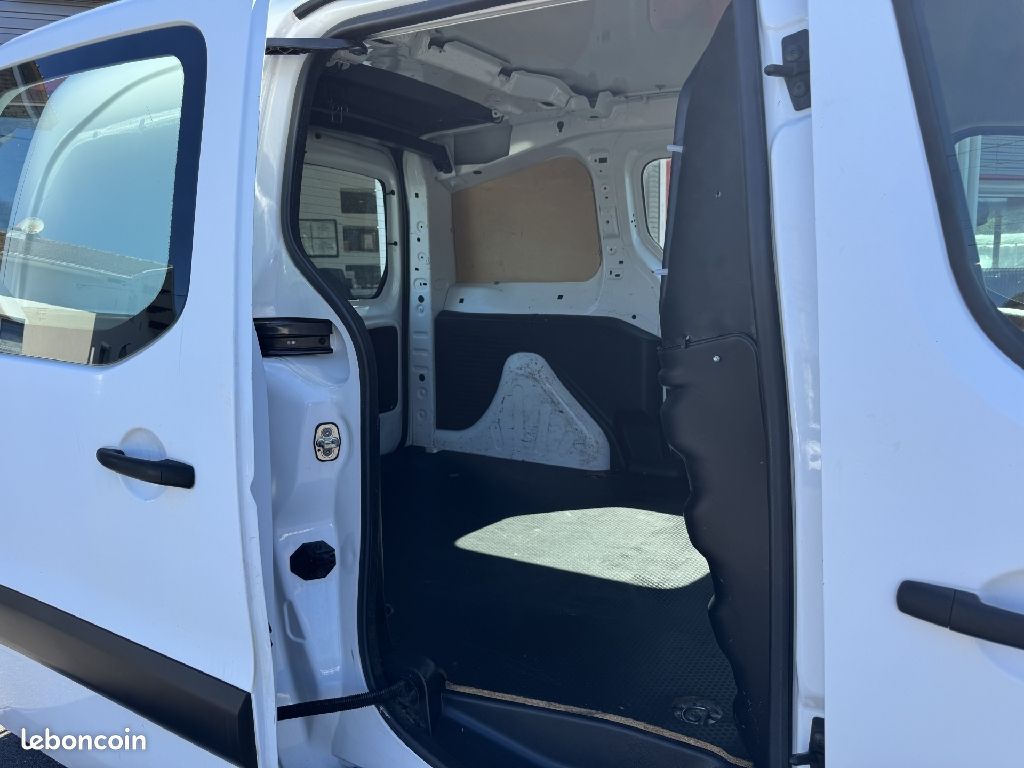 Citroën Berlingo FOURGON L1 BlueHDi 75 CONFORT (image 5)