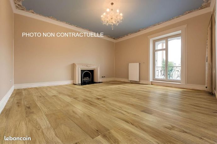 https://img.leboncoin.fr/api/v1/lbcpb1/images/e1/37/d5/e137d53ae82d62304636f09a5f561fcfc6601b11.jpg?rule=ad-image