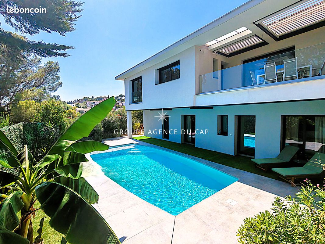 Maison 7 pièces 200 m² · à Fréjus · 200 m² · 1 480 000 €