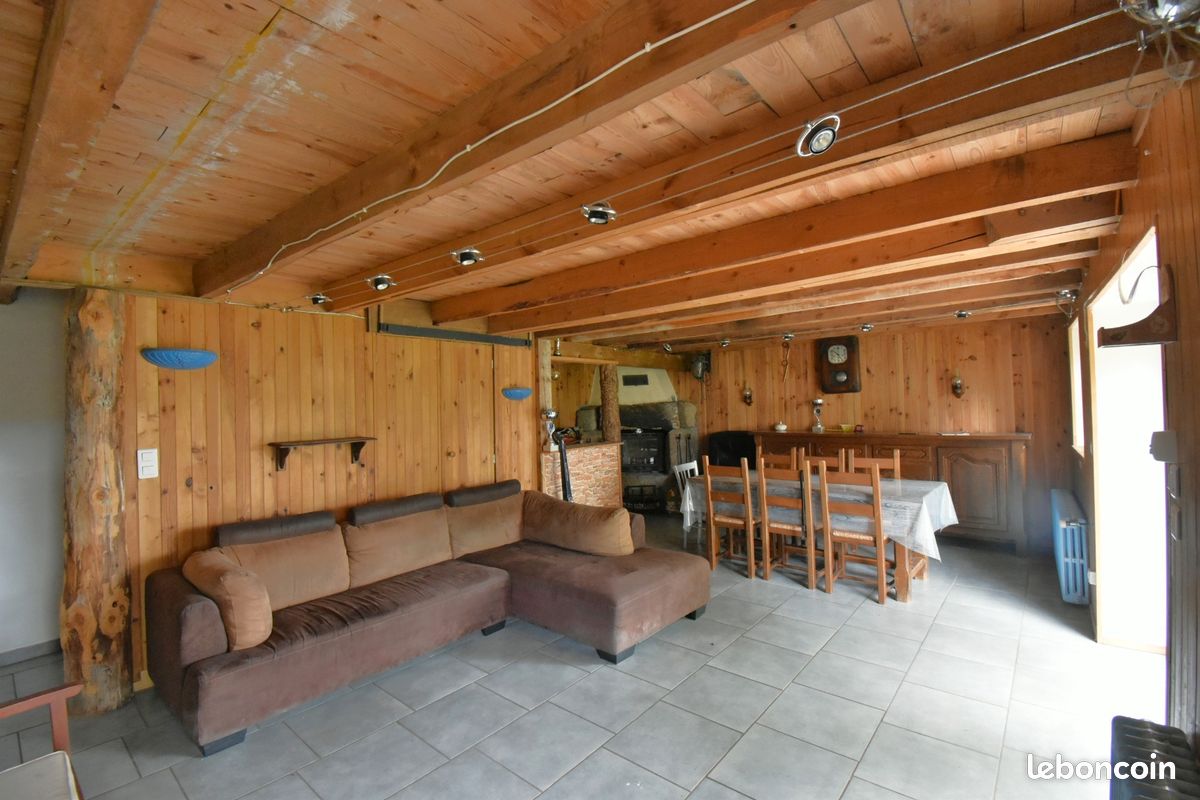 Maison 5 pièces 98 m² · à Saint-Jean-Roure · 98 m² · 650 €/mois