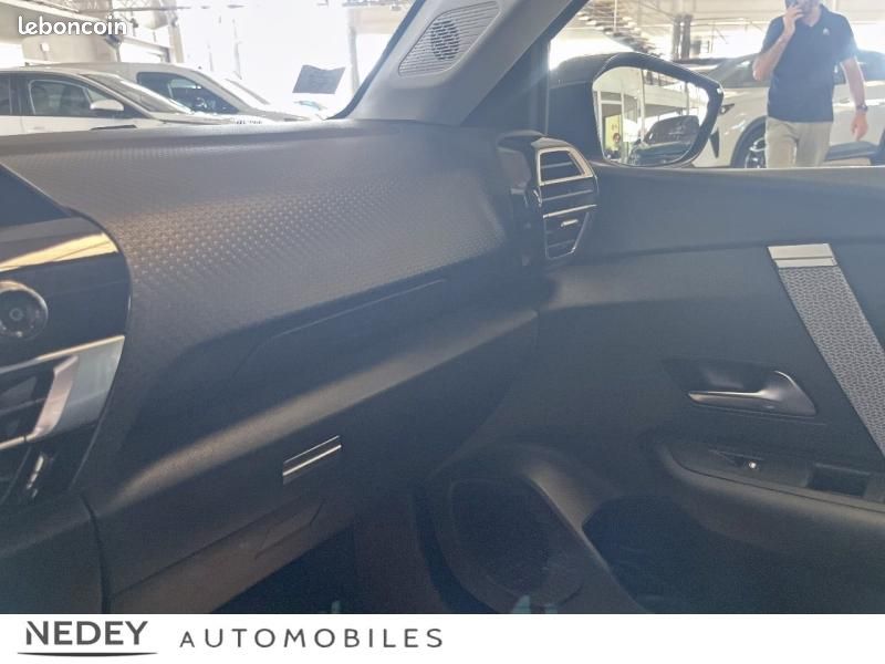 Citroen C4 PureTech 130ch S&S Shine (image 23)