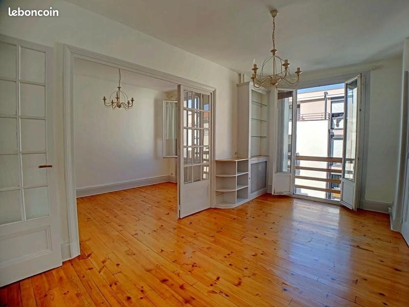 Appartement 3 pièces 69 m² · à Saint-Étienne · 69 m² · 736 €