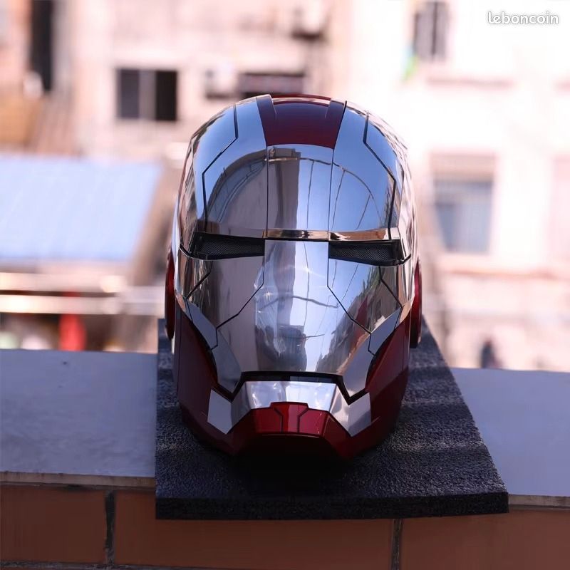 Casque électrique Marvel Iron Man pour adultes, casque portable, yeux à