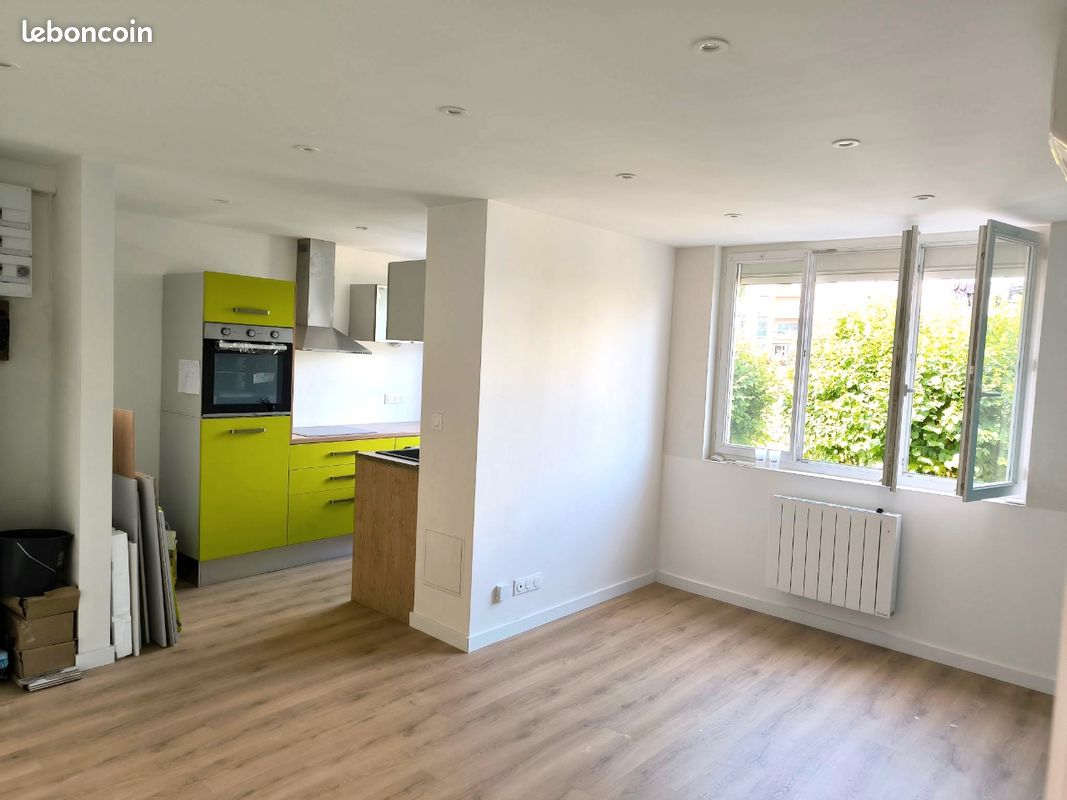 Appartement 3 pièces 50 m² · à Millau · 50 m² · 640 €
