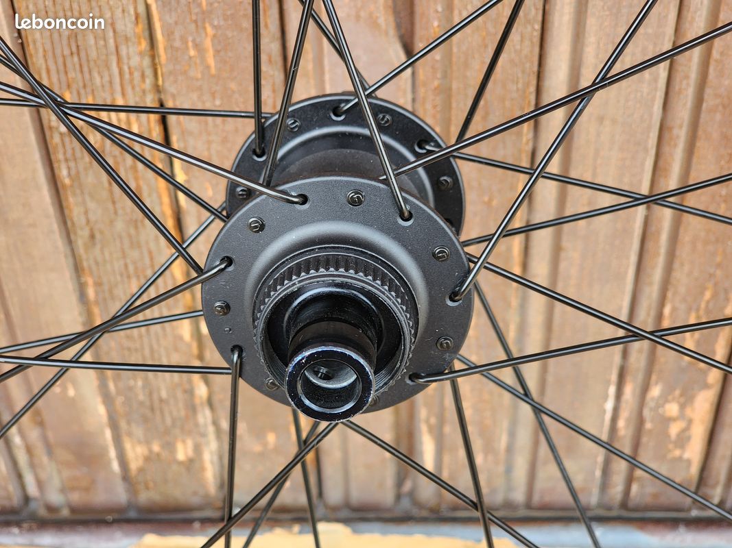 Groupe complet vélo route Shimano Ultegra R8020 freinage disque