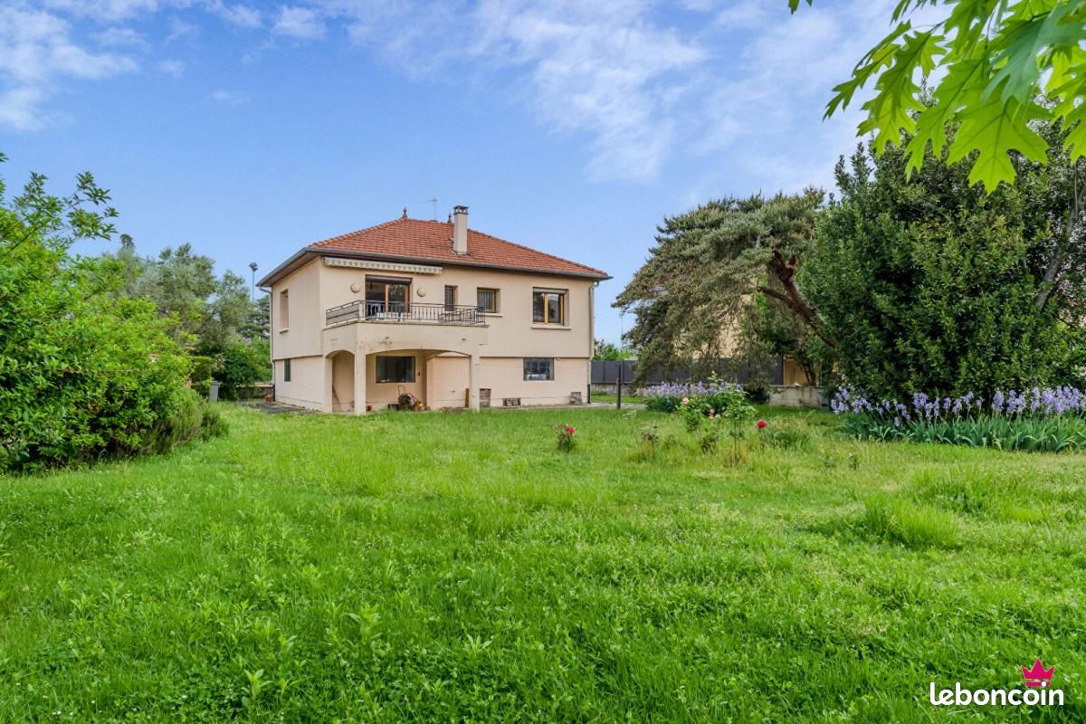 Maison 3 pièces 85 m² · à Vénissieux · 85 m² · 360 000 €