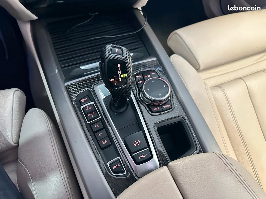 BMW X5 F15 xDrive40e 313 ch BVA8 Pack M - Caméra 360° / Apple Carplay / Toit Ouvrant (image 28)