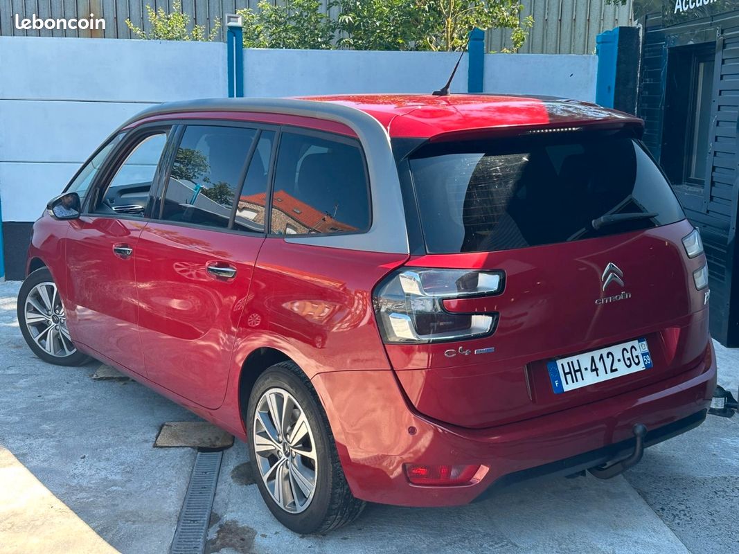 CITROËN C4 2.0 hdi 150Ch Grand Picasso / 7 places/ clim / gps/ FULL / plusieurs factures / 175000km (image 3)