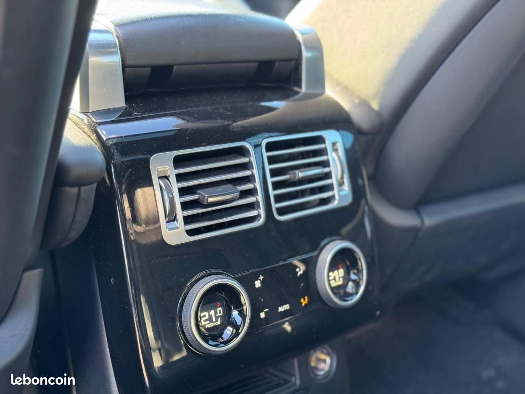 Land Rover Range Rover Land- IV 4.4 SDV8 339ch Vogue SWB Mark V (image 14)