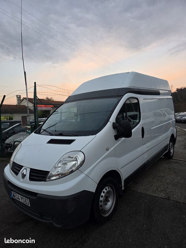 Renault Trafic 2.0 DCi 90cv (image 3)