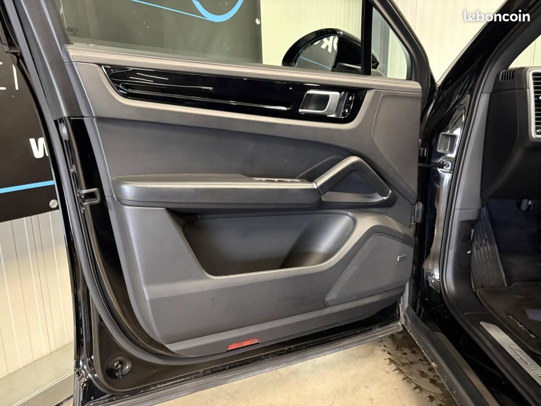 Porsche Cayenne Coupé Base V6 340cv / Pack Chrono Caméra 360 Sièges chauffants (image 30)