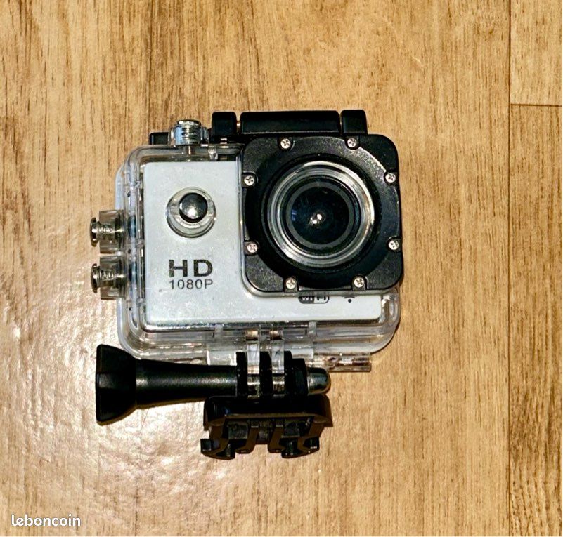 Action Cam/ Camera sport coffret avec accessoires (image 1)