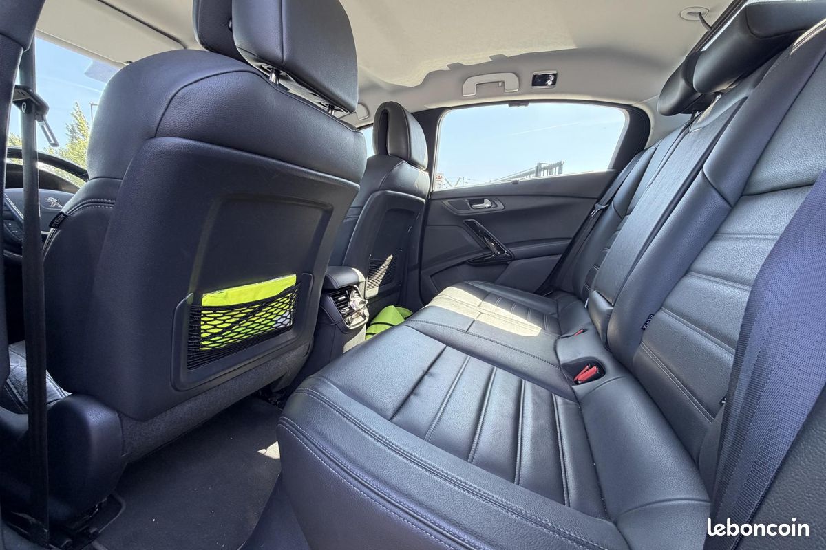 PEUGEOT 508 2.0 HDi 16V FAP - 163 - BVA BERLINE Allure PHASE 1 (image 14)