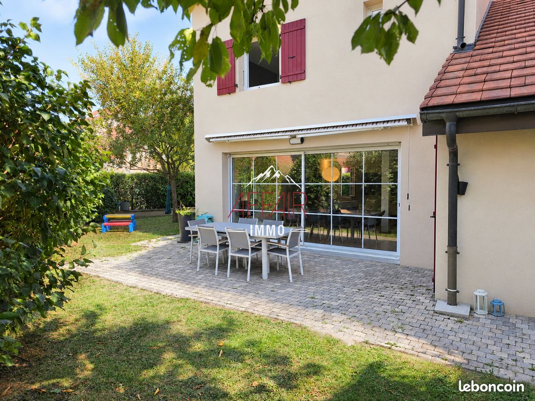 Maison 5 pièces 139 m² · à Beaumont · 139 m² · 710 000 €
