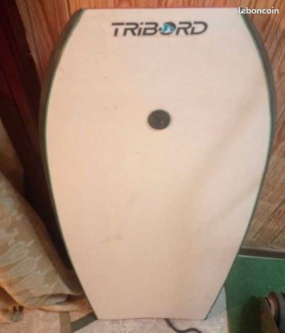 Petite planche de surf tribord (image 2)