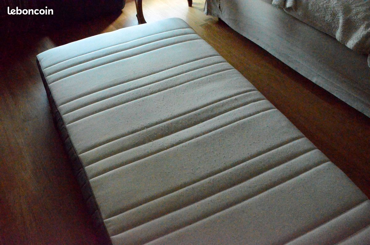 Matelas 90x200cm ressorts ensachés (image 1)